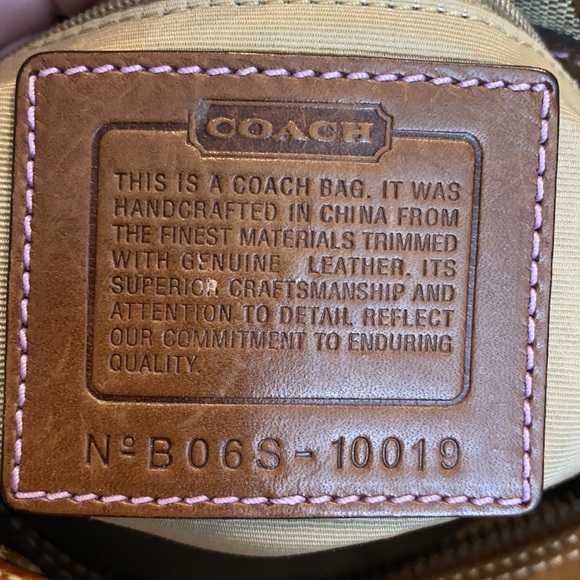 Coach patchwork pattern purse - Picture 7 of 10